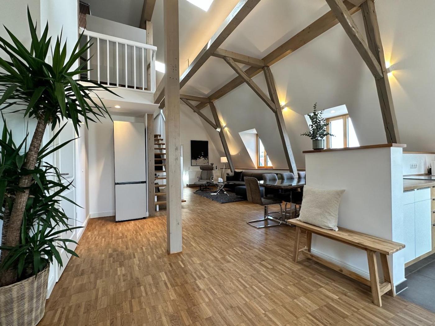 Truly - Viel Platz Fuer Business & Familie - Modern, Garage, Fahrstuhl Apartment Аугсбург Екстериор снимка