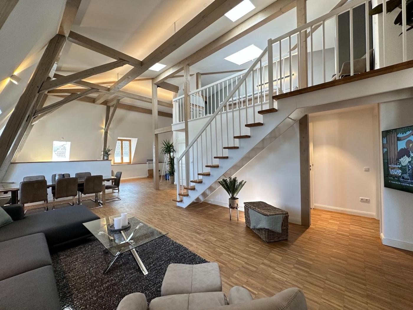 Truly - Viel Platz Fuer Business & Familie - Modern, Garage, Fahrstuhl Apartment Аугсбург Екстериор снимка