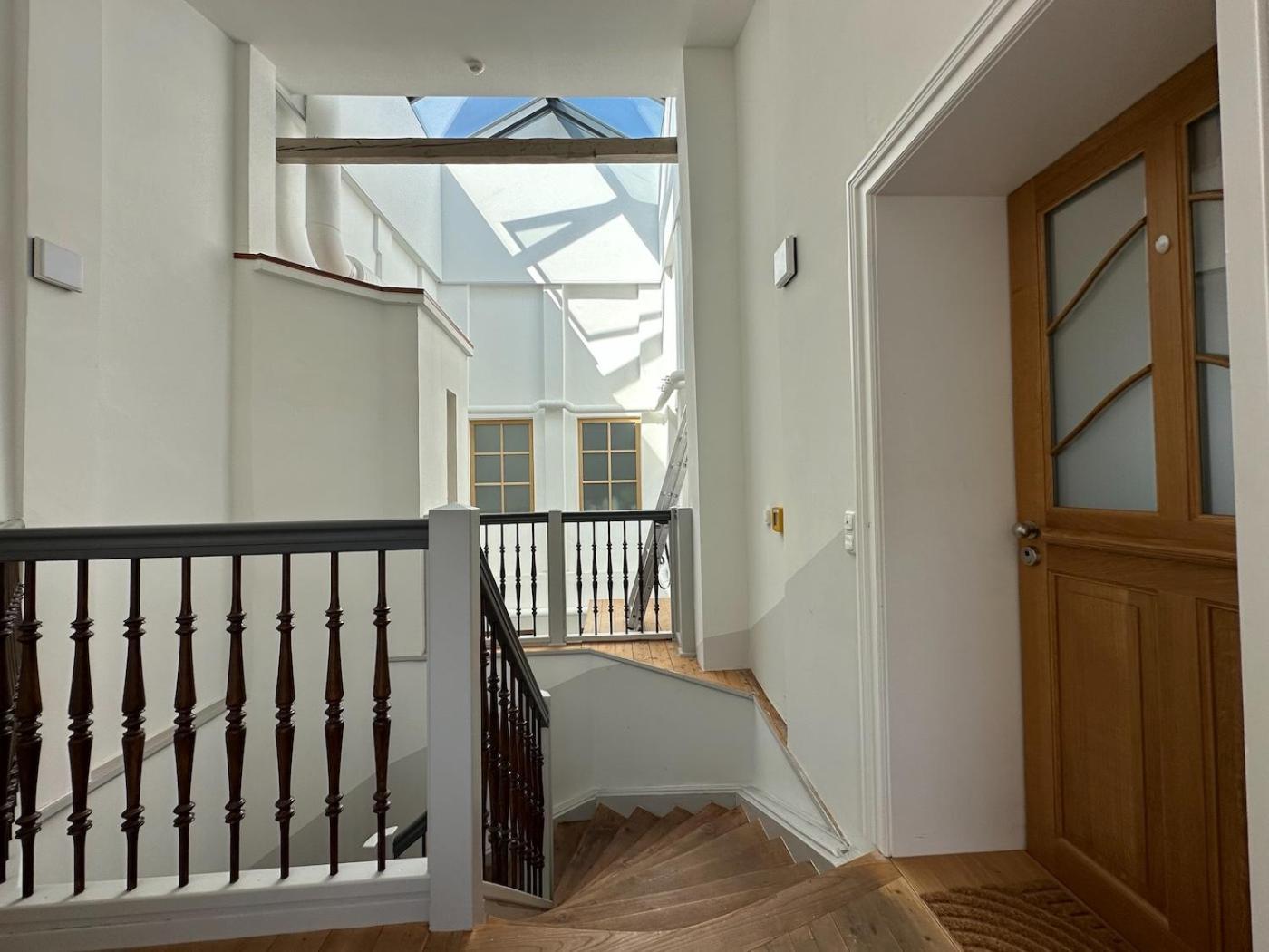 Truly - Viel Platz Fuer Business & Familie - Modern, Garage, Fahrstuhl Apartment Аугсбург Екстериор снимка