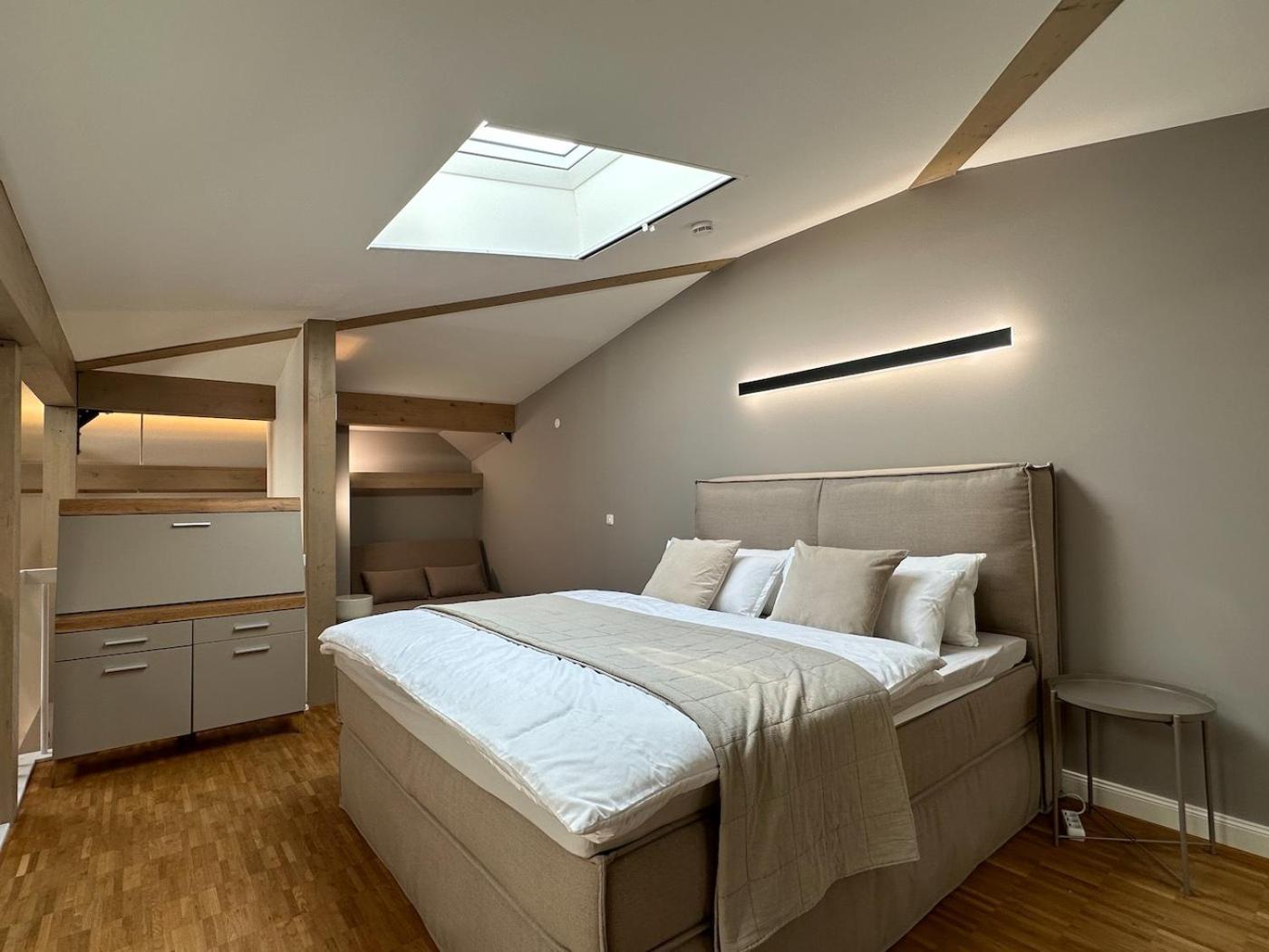 Truly - Viel Platz Fuer Business & Familie - Modern, Garage, Fahrstuhl Apartment Аугсбург Екстериор снимка